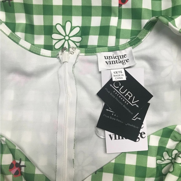 Unique Vintage Curve 1950s Green Red Ladybug Gingham Swing Dress - Size 1X/16 - Picture 5 of 5